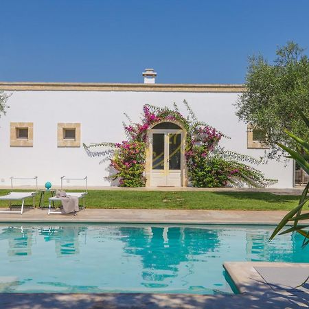 Td Dimora Del Giglio With Organic Garden With Pool Villa Ostuni Luaran gambar