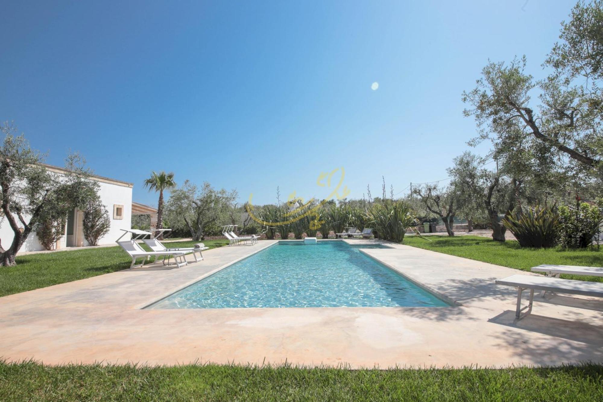 Td Dimora Del Giglio With Organic Garden With Pool Villa Ostuni Luaran gambar