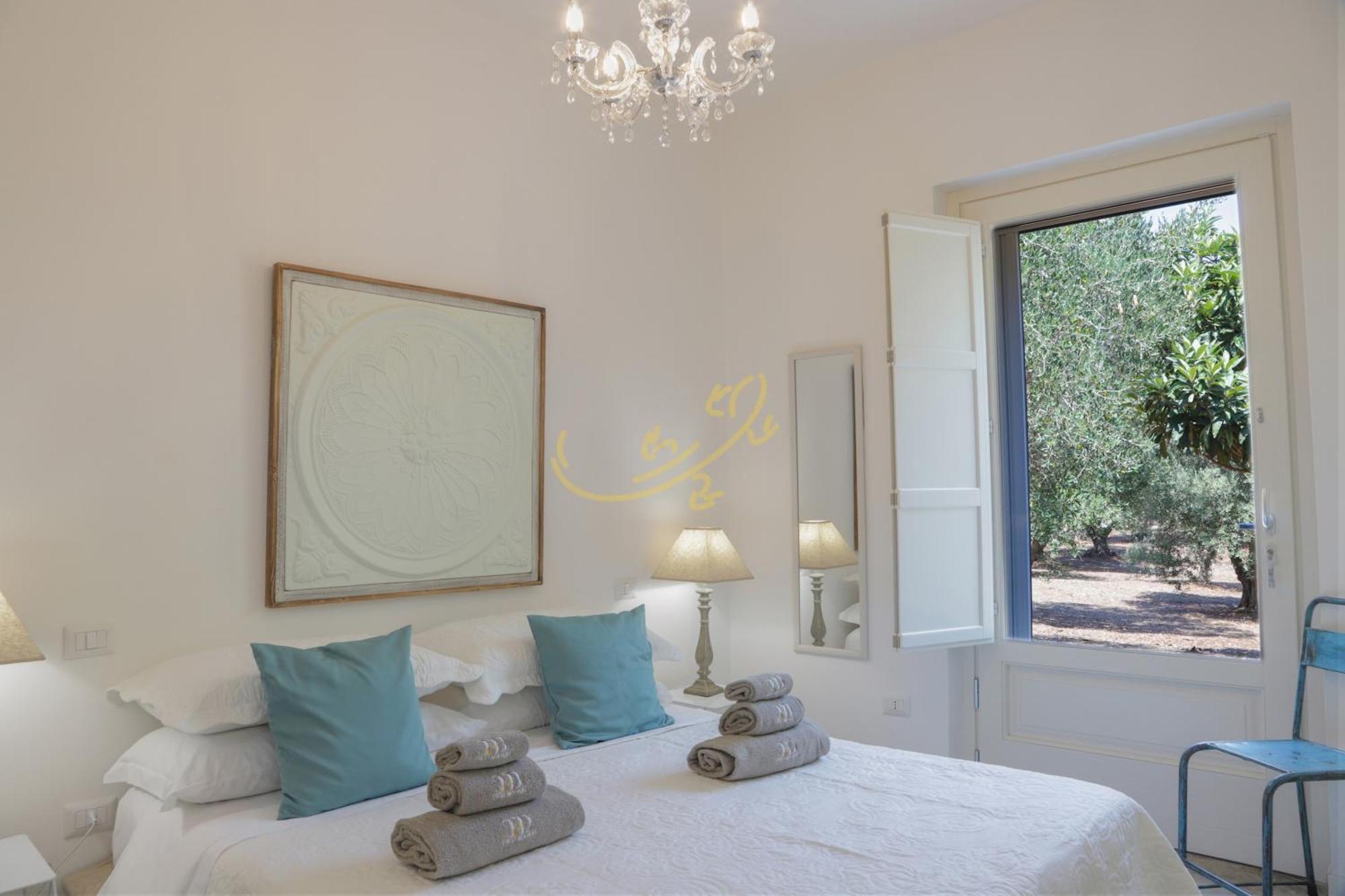 Td Dimora Del Giglio With Organic Garden With Pool Villa Ostuni Luaran gambar