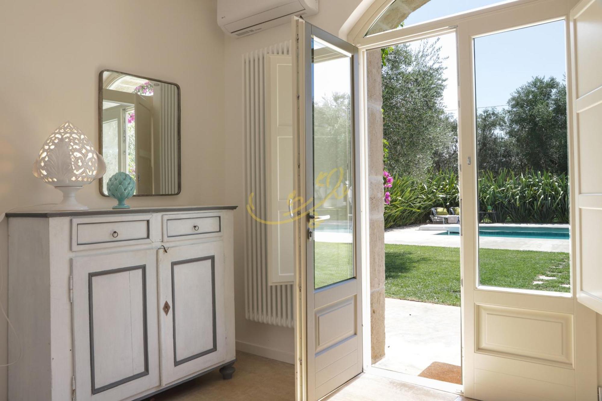 Td Dimora Del Giglio With Organic Garden With Pool Villa Ostuni Luaran gambar
