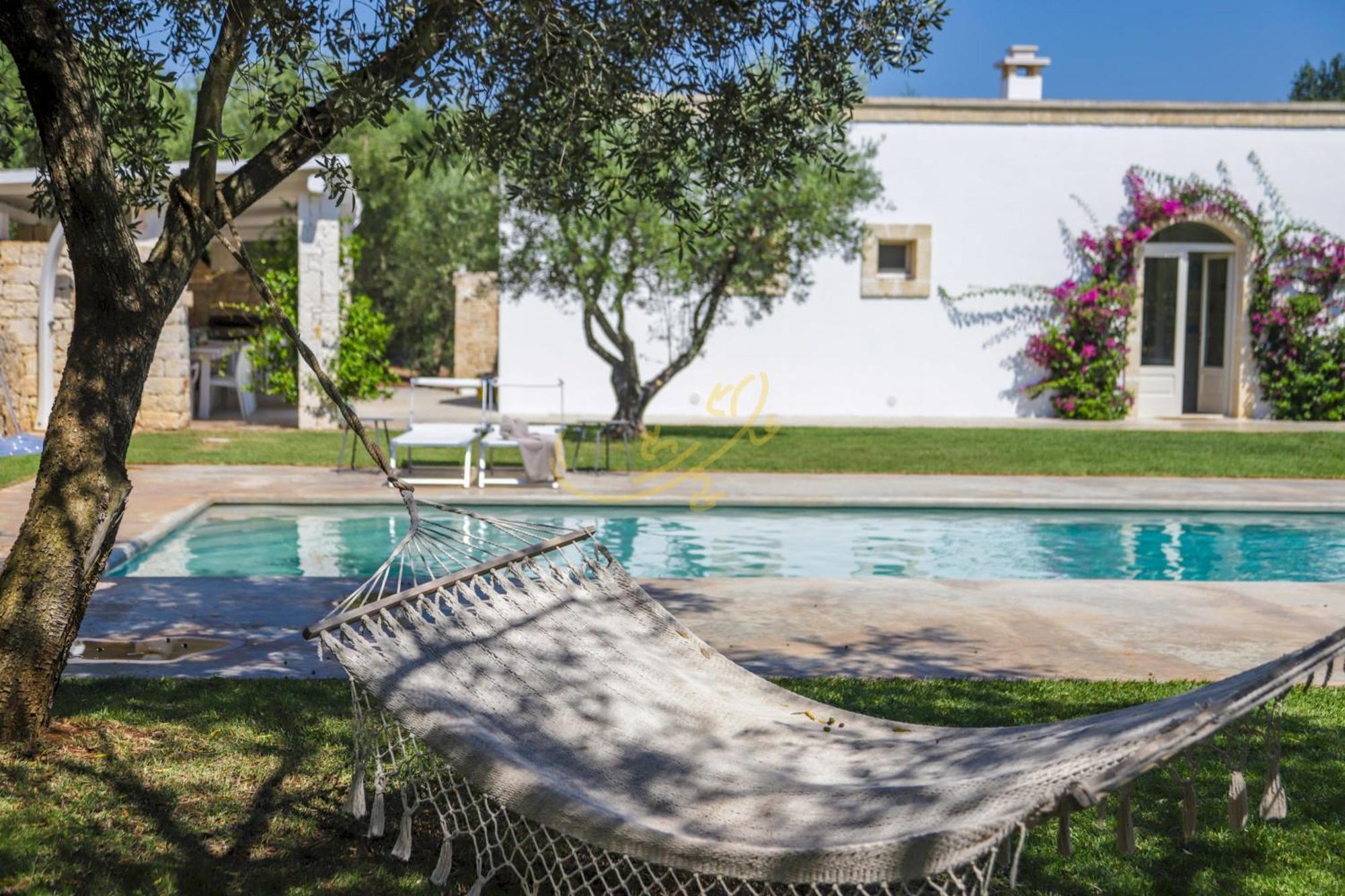 Td Dimora Del Giglio With Organic Garden With Pool Villa Ostuni Luaran gambar